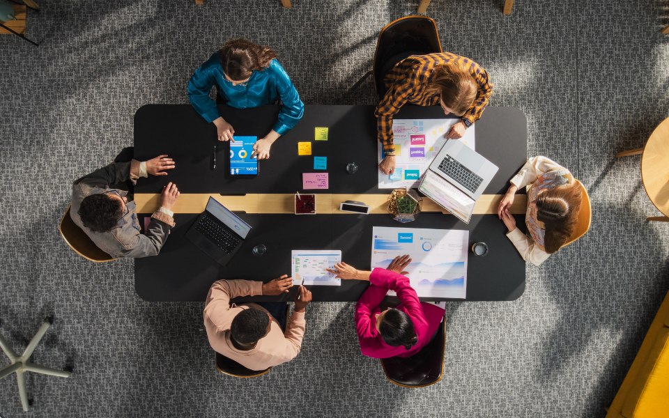 6 Viral Marketing Strategies for Startups: A 30-60-90 Day Growth Hacking Plan